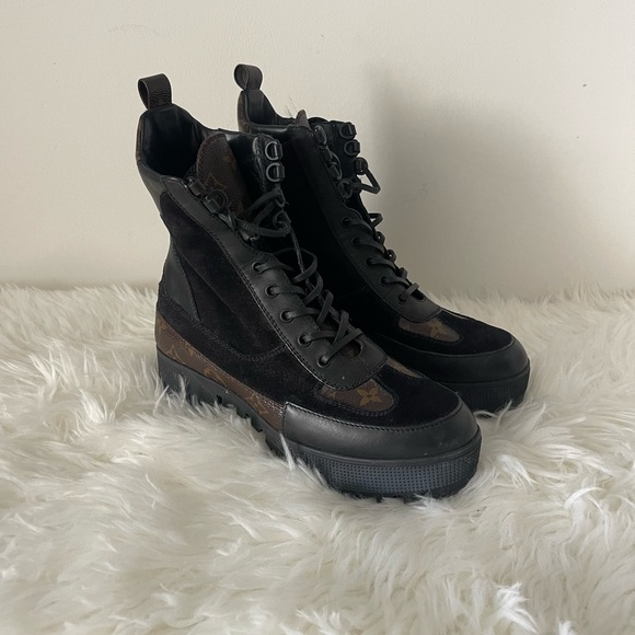 Laureate Platform Desert Boots - Picture 2 of 4